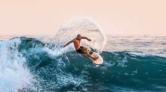 How to do a Top & Bottom Turn in Surfing
